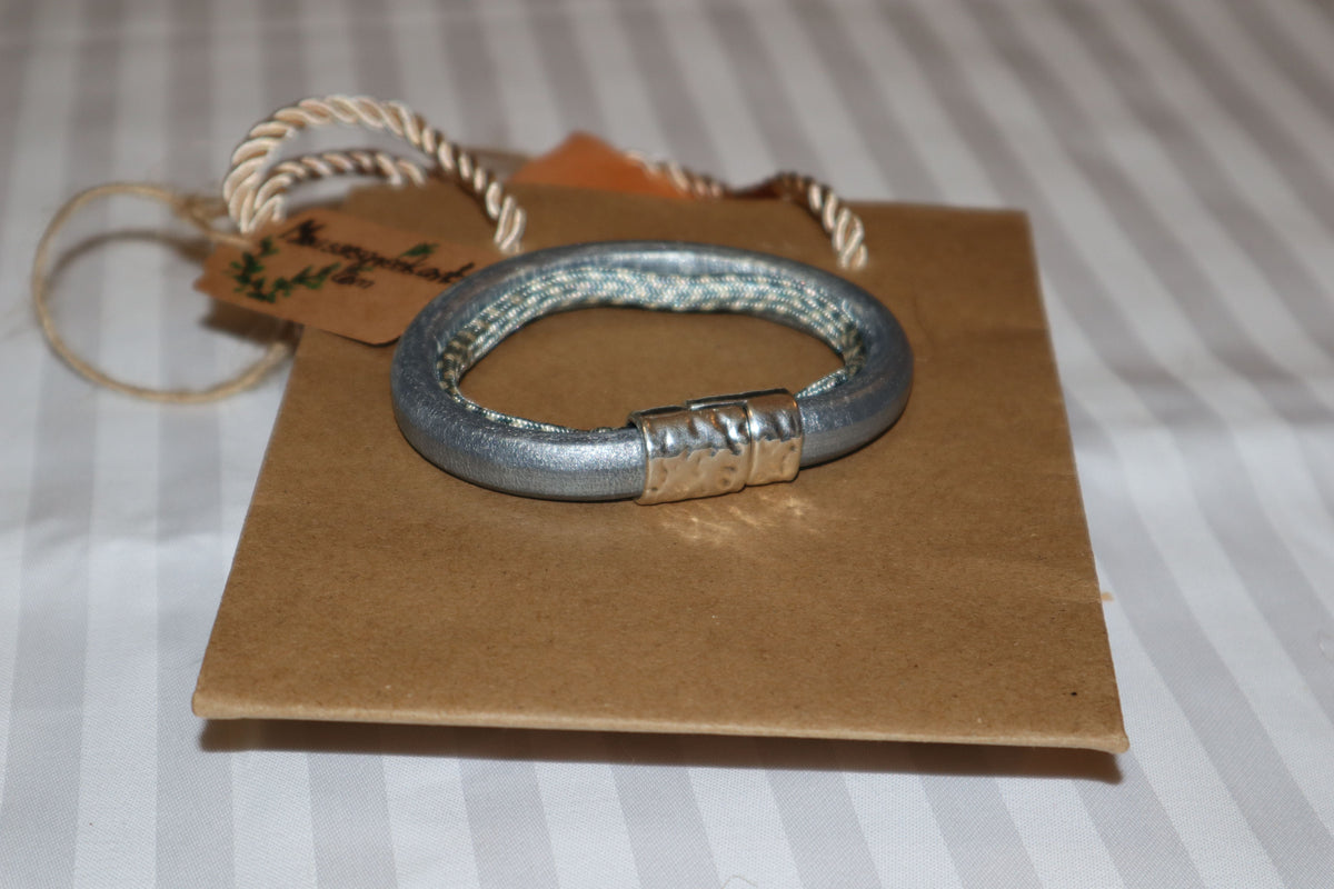 Bracciale da uomo fatto a mano Corfù con pelle Regaliz