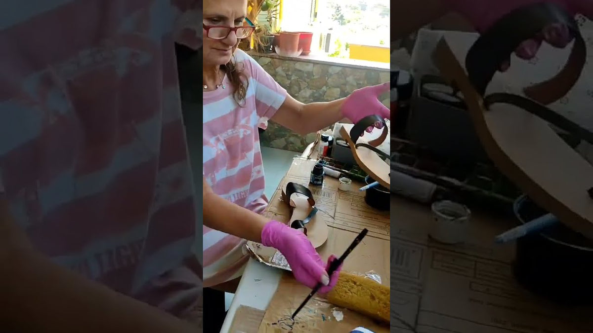Χειροποίητα Γυναικεία Δερμάτινα Σανδάλια με Ζωγραφική Αφροδίτη